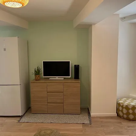 -rue Pietonne Climatisation Lit 160 Equipe - Sabrina 히에레