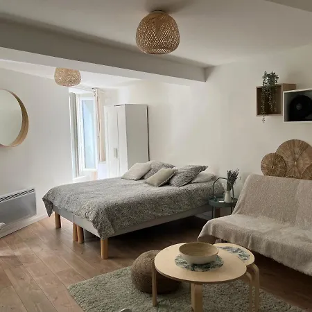 -rue Pietonne Climatisation Lit 160 Equipe - Sabrina Apartman